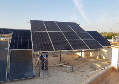 carulense instalaciones fotovoltaicas 11 400x284 - Trabajos Realizados