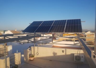 carulense instalaciones fotovoltaicas 13 400x284 - Trabajos Realizados